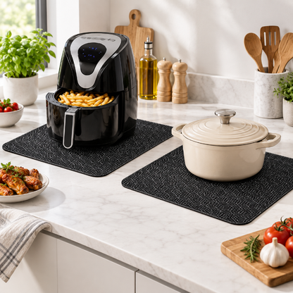 Cuisine moderne avec friteuse et cocotte