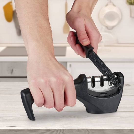 aiguiseur-de-couteaux-ergonomique