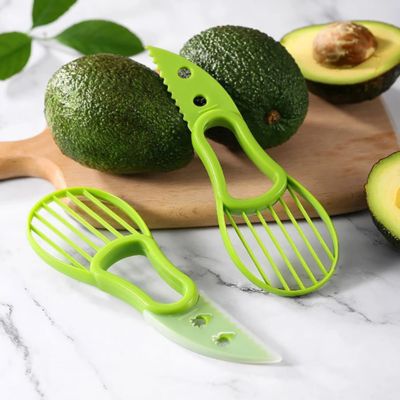 coupe-avocat-ergonomique