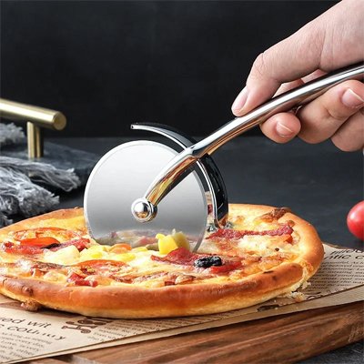 Couteau à pizza ergonomique pour prise en main confortable
