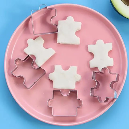 emporte-piece-dans-un-bol-rose