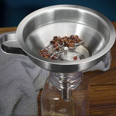 Entonnoir de qualité pour liquide, fluide, ingredients sec, ingrédients en poudre