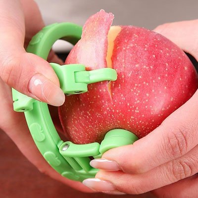 Epluche  pomme polyvalent pour différents fruits et légumes