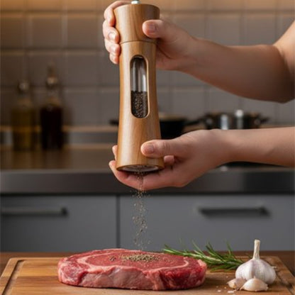 Moulin à poivre en bois pour des arômes fraîchement moulus