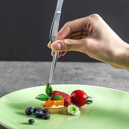 Pince de cuisine pour servir desserts et collations avec précision