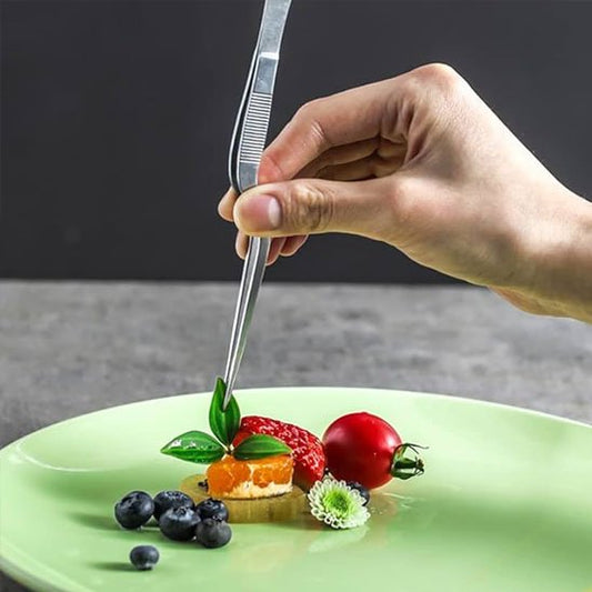 Pince de cuisine pour servir desserts et collations avec précision