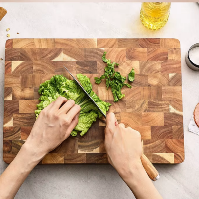 planche-a-decouper-en-bois-acacia-antibacterienne