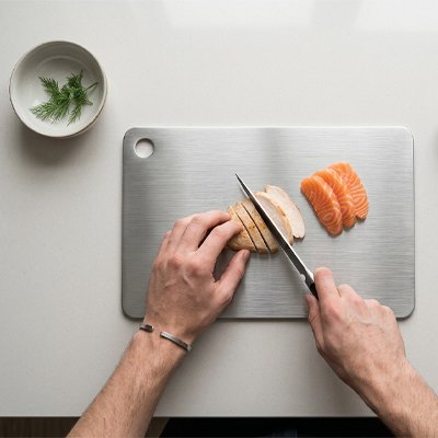 Planche à découper haut de gamme qui protège vos surfaces et vos couteaux