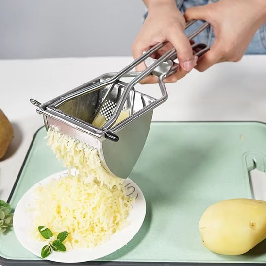 Presse purée en inox robuste