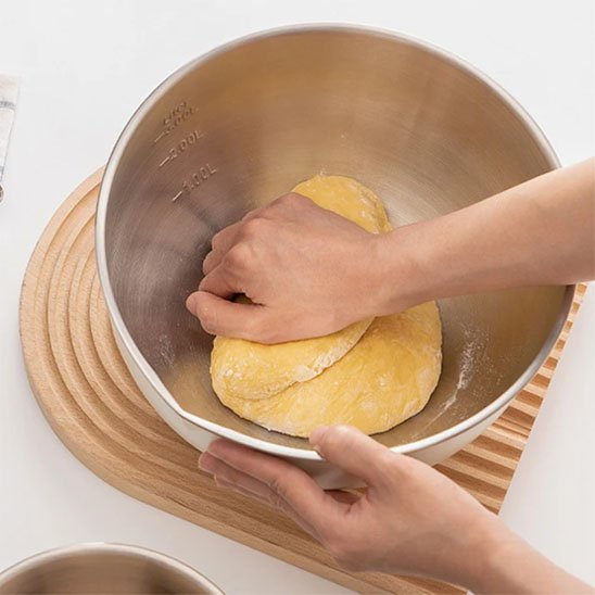 Saladier avec graduation inox de qualité résistant à l'usure