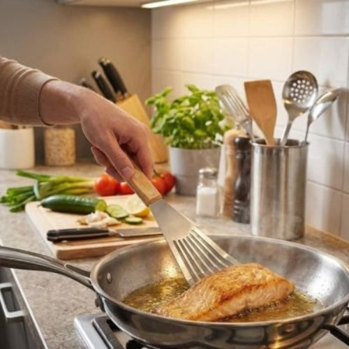 Spatule cuisine pour remuer sauces et préparations délicates