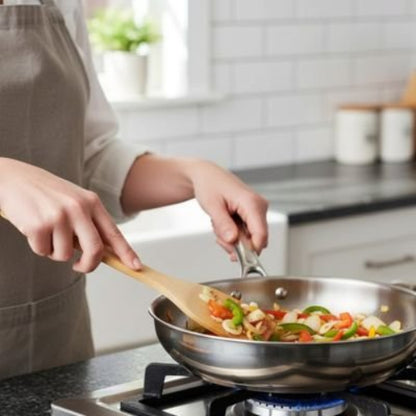 Spatule en bois ergonomique ustensile indispensable en cuisine