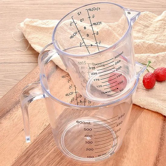 Verre doseur gradué transparent 150ml
